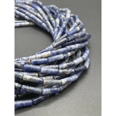 Трубочки из натурального камня содалит 13 x 4 мм, нить 38 см